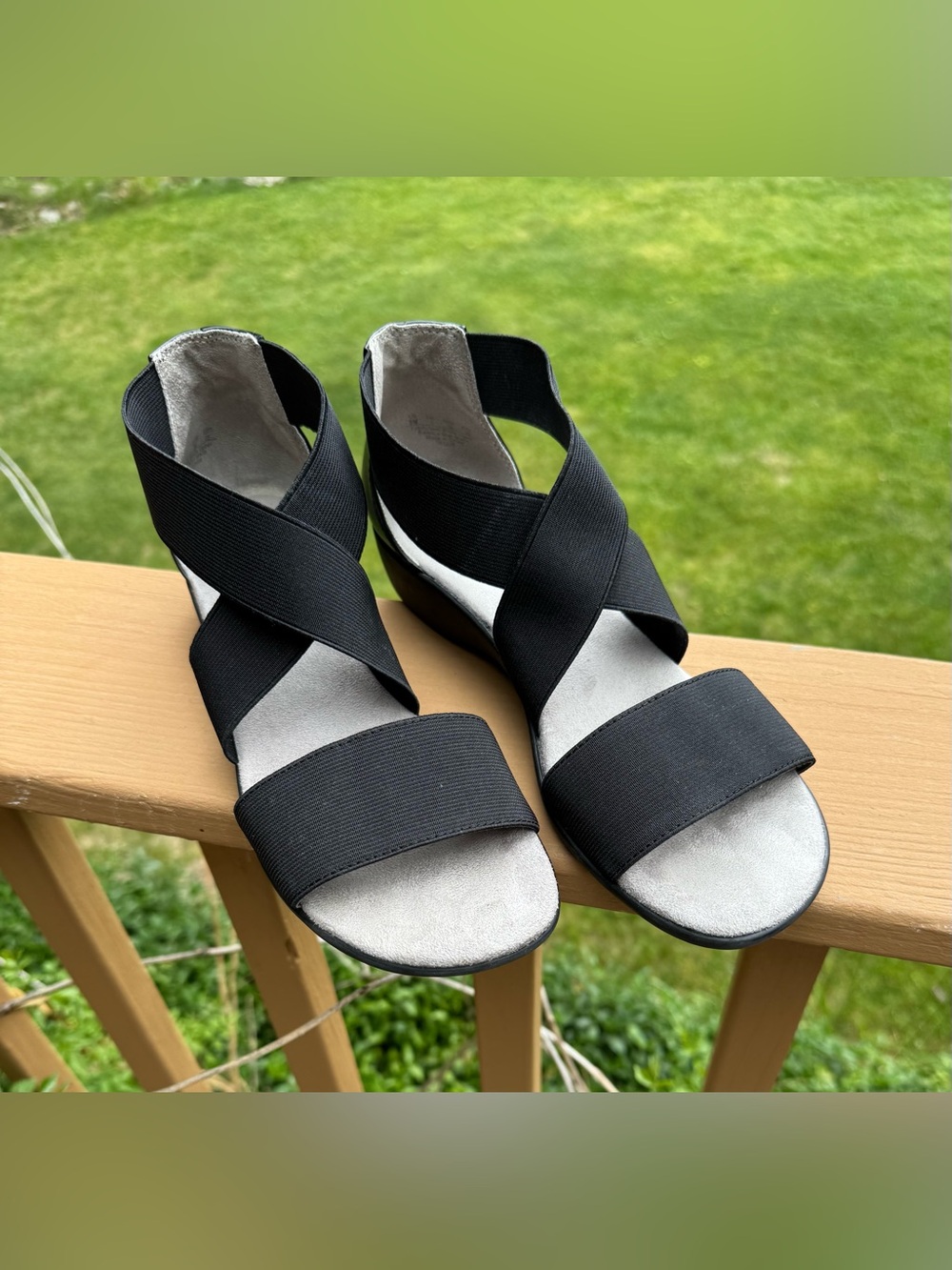 Life Stride Black Elastic Crisscross Wedge Sandals